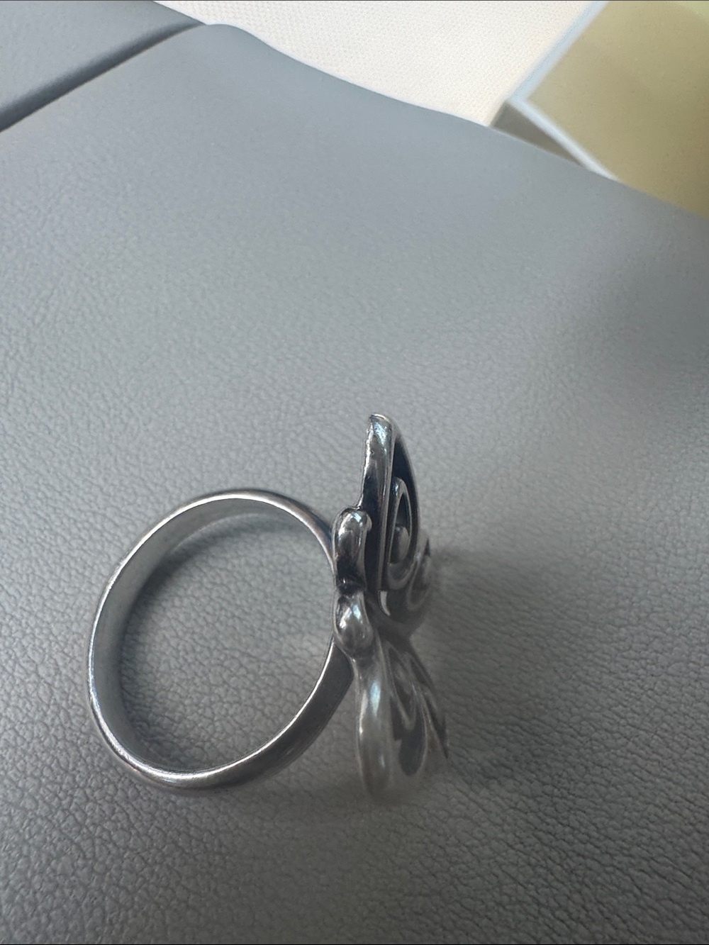 James Avery Retired Silver Butterfly Swirl Ring - Picture 3 of 4